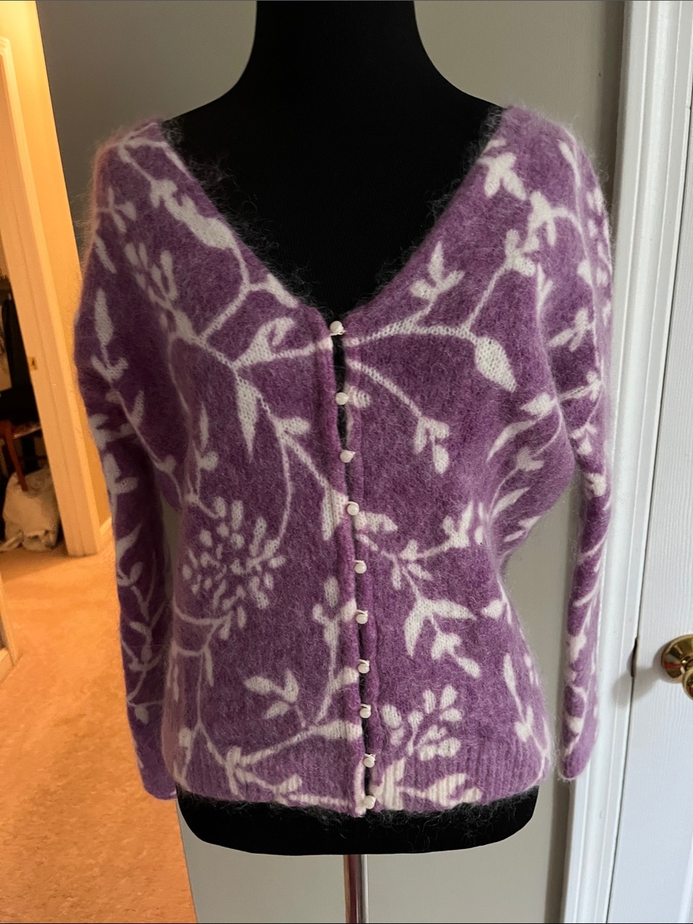 Sézane v neck cardigan